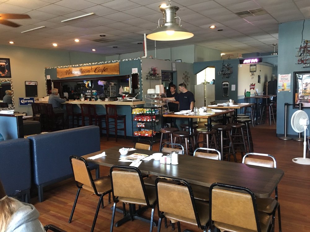 New Moon Cafe