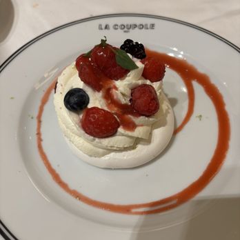 La Coupole - Red Fruits Pavlova - Brasseries Near Me - Paris, 75 La Coupole - Red Fruits Pavlova - Brasseries Near Me - Paris, 75