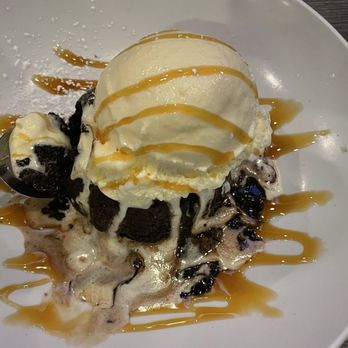 Dunwellz - Chocolate Molten Lava Cake - Burgers Near Me - Mint Hill, North Carolina