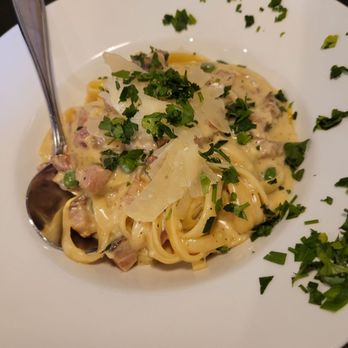 Tesoro Restaurant - Carobonara pasta - Italian Near Me - Collingwood, Ontario Tesoro Restaurant - Carobonara pasta - Italian Near Me - Collingwood, Ontario