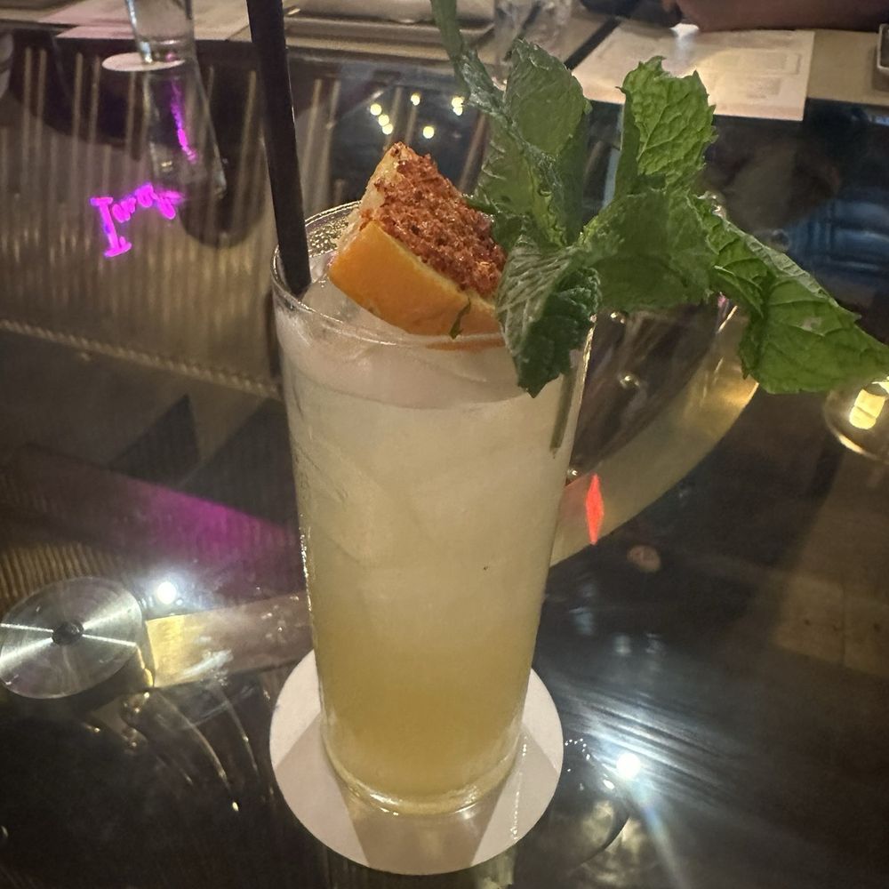 Bosscat Kitchen & Libations  - Lovely drinks here - New American Near Me - Woodlands, Texas