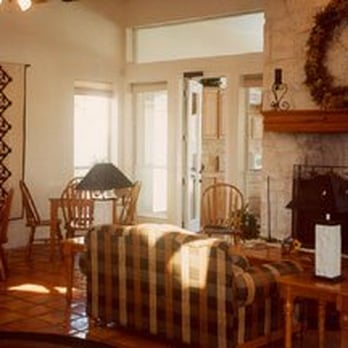 Mountain Star Lodge - lobby - Hotels Near Me - Austin, Texas