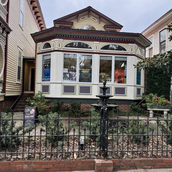 E Shaver Starland - Bookstores Near Me - Savannah, Georgia