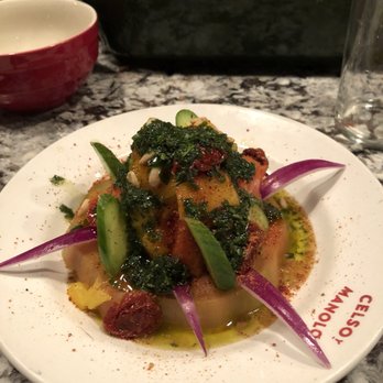 Celso y Manolo - Tomato salad with mango/avocado/papaya - Tapas Bars Near Me - Madrid, M