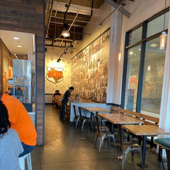 MOD Pizza - Seating area - Pizza Near Me - Bellaire, Texas