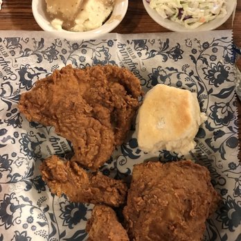 Cracker Barrel Old Country Store - Fried chicken - American Near Me - Lake City, Florida