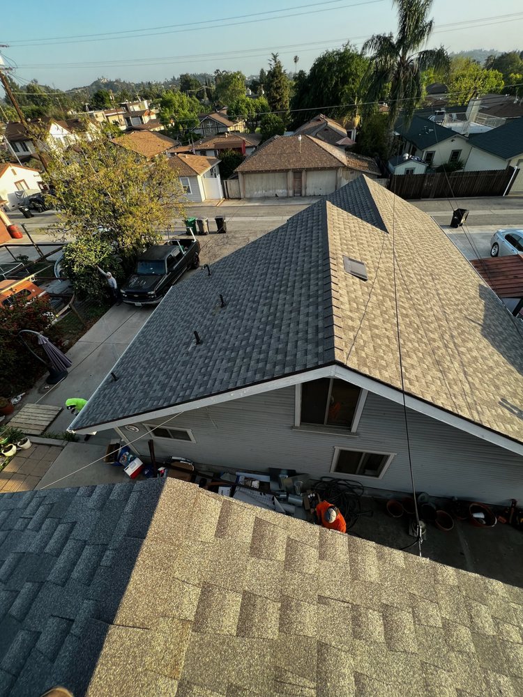 Slide of Micasa Pro Roofers