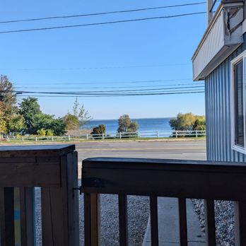 Back Door Saloon - American Near Me - Houghton Lake, Michigan