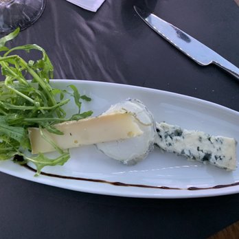 Bustronome - French Near Me - Paris, 75
