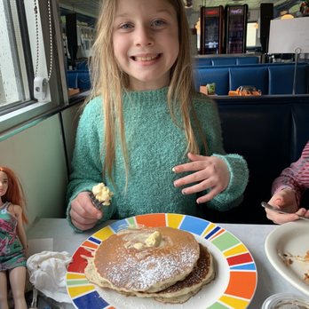 Blue Moon Diner - Pancakes kids menus - American Near Me - Beaverton, Oregon Blue Moon Diner - Pancakes kids menus - American Near Me - Beaverton, Oregon