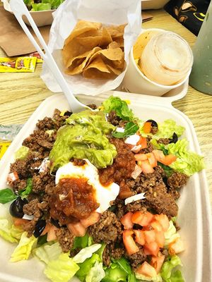 Uptown Kitchen & Food Mart by null