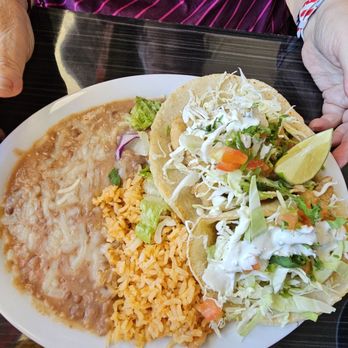 Mariscos Apatzingán - Fish tacos - Seafood Near Me - Riverside, California Mariscos Apatzingán - Fish tacos - Seafood Near Me - Riverside, California