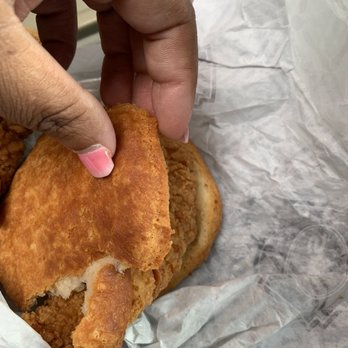 Spinx - Went in her for gas and breakfast. The biscuit was hard and burnt. Couldn't even eat it!!! Won't be eating here again. - Gas Stations Near Me - NORTH CHARLESTON, South Carolina