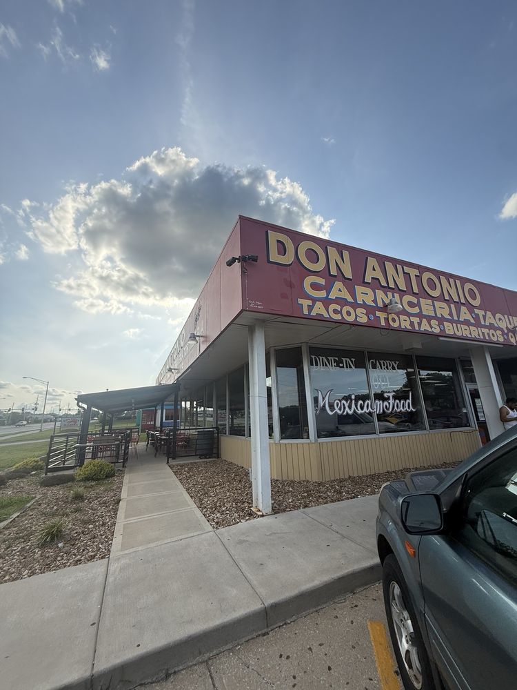 Don Antonio's Carnicería Y Taqueria