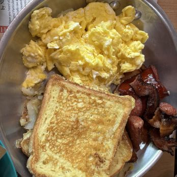 Hickory Valley Farm Restaurant - 2 scrambled eggs, piece of keibasa, sausage link, bacon, slice of ham, home fries, 2 slices of French toast and toast. - Breakfast & Brunch Near Me - Swiftwater, Pennsylvania Hickory Valley Farm Restaurant - 2 scrambled eggs, piece of keibasa, sausage link, bacon, slice of ham, home fries, 2 slices of French toast and toast. - Breakfast & Brunch Near Me - Swiftwater, Pennsylvania