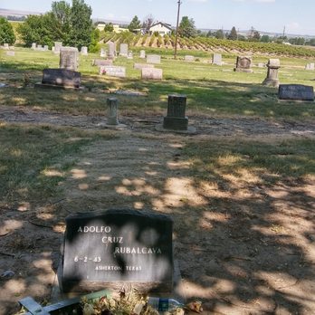 Lower Valley Memorial Gardens - Funeral Services & Cemeteries Near Me - Sunnyside, Washington Lower Valley Memorial Gardens - Funeral Services & Cemeteries Near Me - Sunnyside, Washington