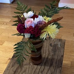 Rose Petals Florist - A small arrangement purchased from Rose Petals Florist