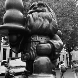Free Walking Tour Rotterdam - Santa Claus