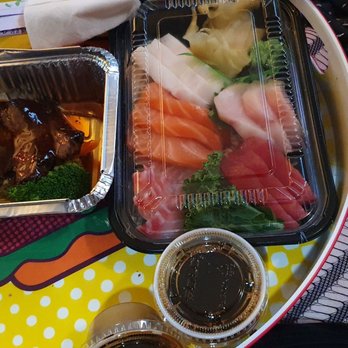 Sapporo - beef Teriyaki, sashimi deluxe - Japanese Near Me - Brooklyn, New York
