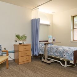 Country Arch Care Center