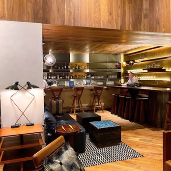 MADE Hotel - Lobby | IG: happyfoodieoc - Cocktail Bars Near Me - New York, New York MADE Hotel - Lobby | IG: happyfoodieoc - Cocktail Bars Near Me - New York, New York