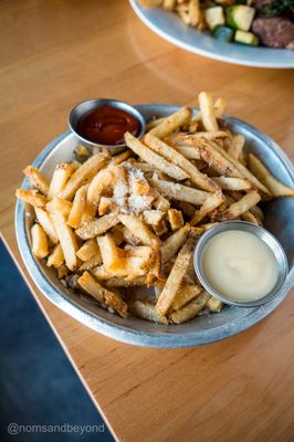 38 Degrees Ale House & Grill by null