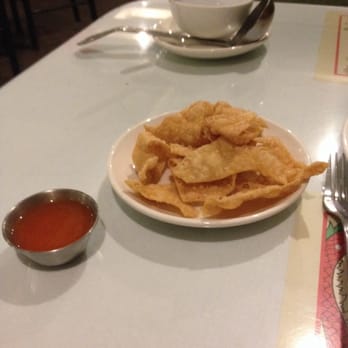 Hot Wok Cafe - Chips to start - Chinese Near Me - Northridge, California