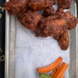 Turnwater Bar And Grill - Chipotle Honey BBQ wings