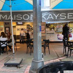 Maison Kayser - Outside seating area