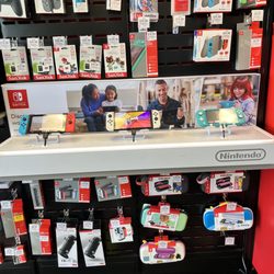 GameStop - Game Stop 1735 W. Craig Rd. #3 9-4-2022 Stuff lol