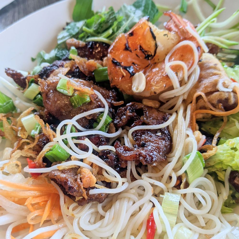 Den Da Coffee & Tea Restaurant - Bun tom thit nuong cha gio - DELICIOUS!!! - Coffee & Tea Near Me - Westminster, California Den Da Coffee & Tea Restaurant - Bun tom thit nuong cha gio - DELICIOUS!!! - Coffee & Tea Near Me - Westminster, California