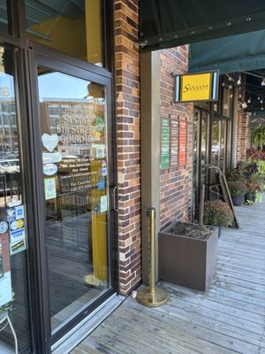 Sanaa's Gourmet Mediterranean by null