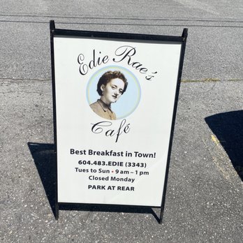 Edie Rae's Cafe - Breakfast & Brunch Near Me - Powell River, British Columbia