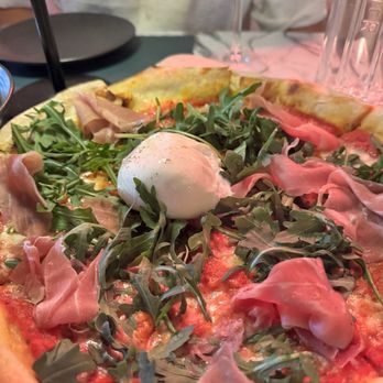 Trenta Pizza & Cucina - Bari pizza - Pizza Near Me - Costa Mesa, California