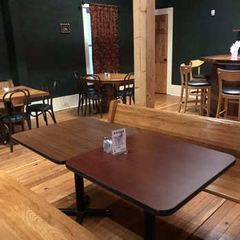 Iron Hand Brewing - Sitting area - Pizza Near Me - Mobile, Alabama