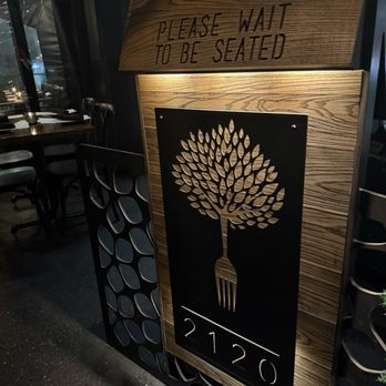 2120 - New American Near Me - Seattle, Washington