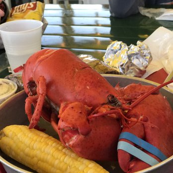 Thurston's Lobster Pound - Seafood Near Me - Bernard, Maine