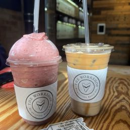 Iced Dirty Chia  Red Tide Smoothie