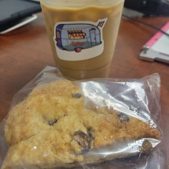 Stan's Coffee and Scones - Latte and chocolate chip scone - Food Trucks Near Me