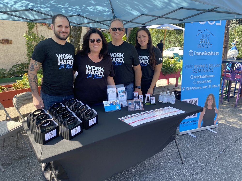 FRANCES ROSADOFRANCES ROSADO REAL ESTATE TEAM 1000 Clifton Ave