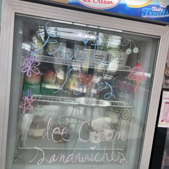 Inside Scoop Creamery - Fruit pops and ice cream sandwiches. - Ice Cream & Frozen Yogurt Near Me - Rock Hill, South Carolina