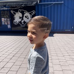 People's Barber & Shop
