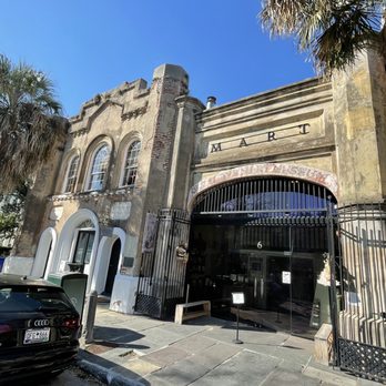 Old Slave Mart Museum - Art Museums Near Me - Charleston, South Carolina