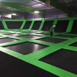 Extreme Air Trampoline Park - Jump!