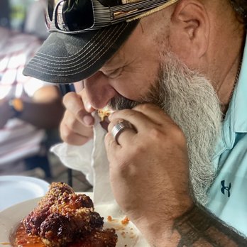 Colonial Pizza & Spaghetti House - Some of the best wings around - Pizza Near Me - Easton, Pennsylvania