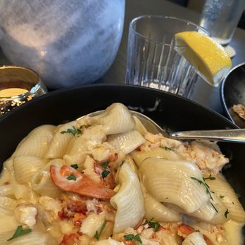 The Ledger - Lobster Mac and cheese - American Near Me - Plymouth, Michigan The Ledger - Lobster Mac and cheese - American Near Me - Plymouth, Michigan