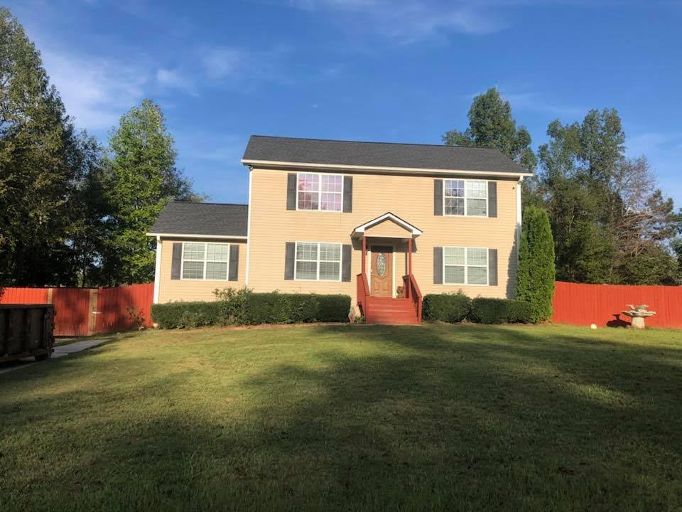 Slide of Pearl Roofing Services