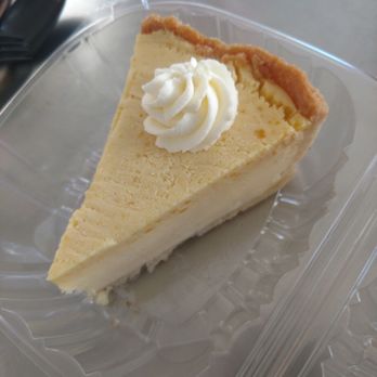 Captains BBQ - Key lime cheesecake. - Barbeque Near Me - Palm Coast, Florida