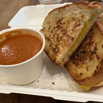 Greens and Grains Boca Raton - Grilled cheeze sandwich & tomato bisque (special) - Vegan Near Me - Boca Raton, Florida Greens and Grains Boca Raton - Grilled cheeze sandwich & tomato bisque (special) - Vegan Near Me - Boca Raton, Florida