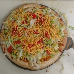 Bent’s Smokehouse & Pub - Taco pizza